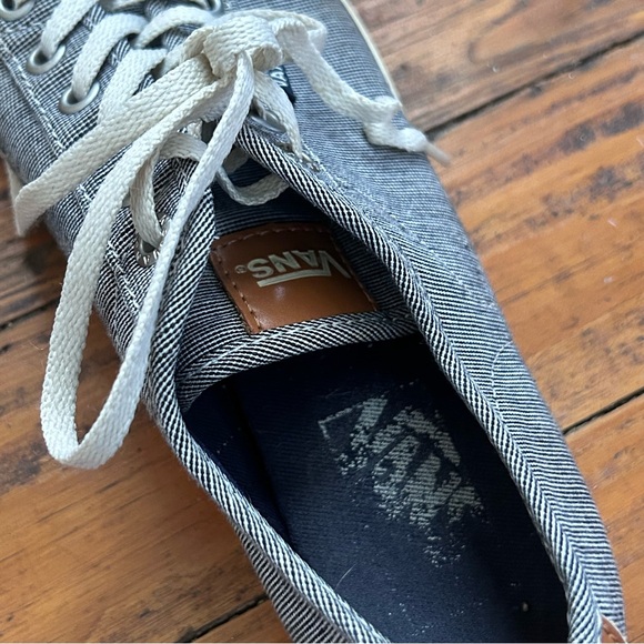 Navy & White Pinstripe Women’s Vans - Picture 2 of 8